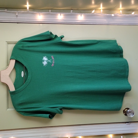 Women's Old Navy Two of a Kind large green tee - Picture 2 of 5